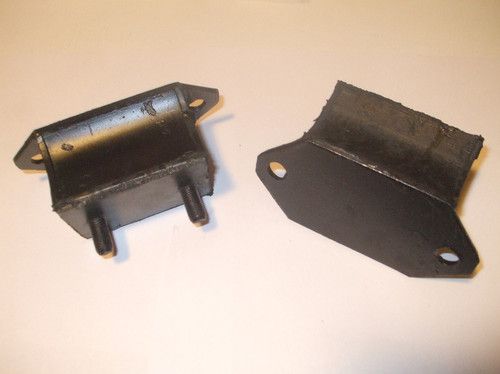 FRONT ENGINE MOUNTS x2 (Triumph Dolomite Sprint 2.0) (1972- 80)
