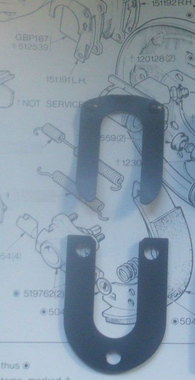 REAR BRAKE WHEEL CYLINDER FITTING CLIPS x2 (Isetta Bubble Car) (1957- )