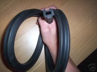 HOOD FRAME FRONT RUBBER SEAL (MGB Roadster) (1962- 80)