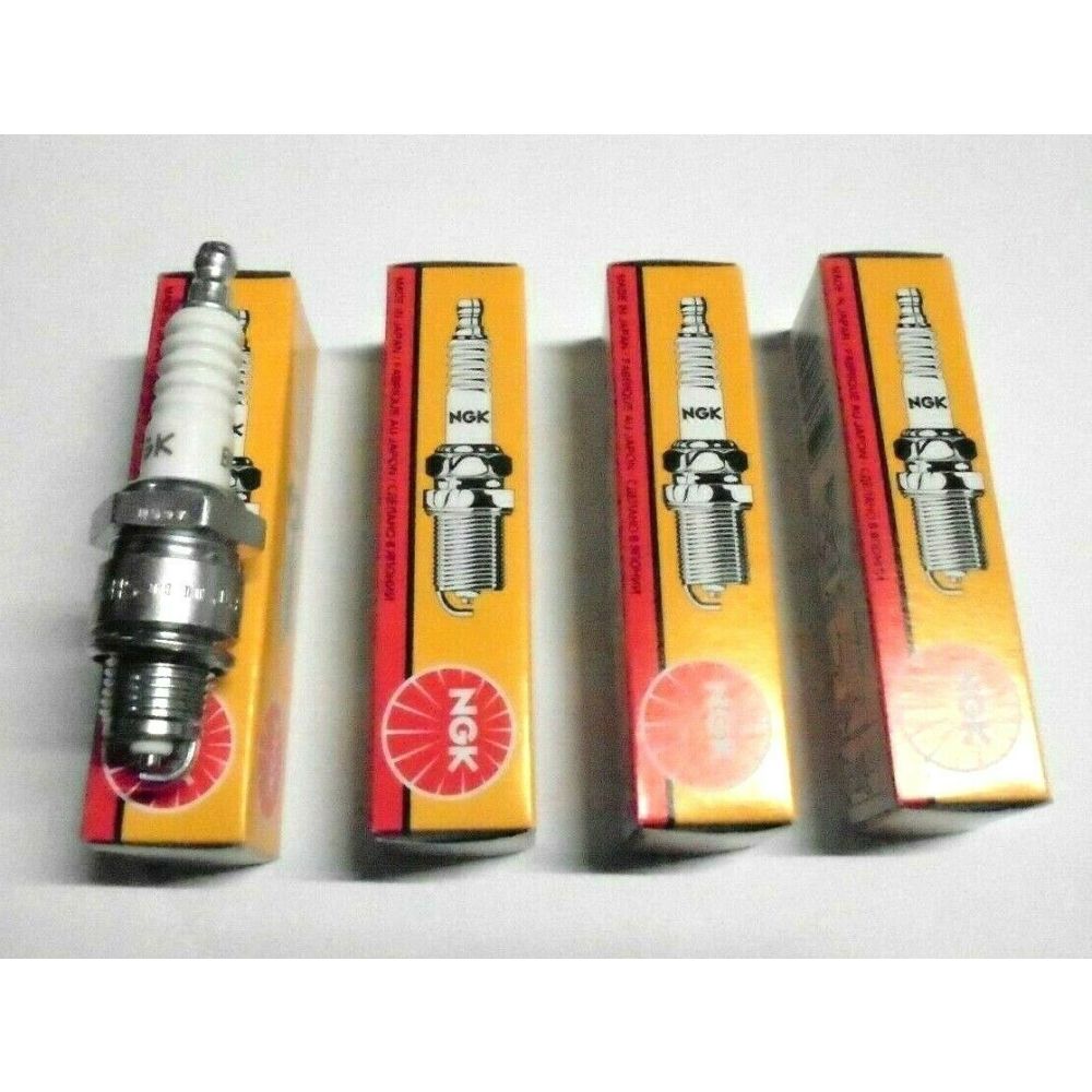 SPARK PLUGS x4 (Triumph Herald) (948, 1200 & 12/50) (948cc & 1147cc Only) (1959- 70)