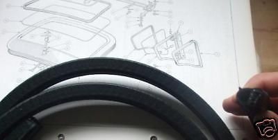 ** REAR QUARTER LIGHT WINDOW RUBBER SEALS x2 (Triumph GT6) (1966- 74)