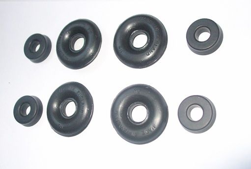 REAR BRAKE WHEEL CYLINDER REPAIR SEALS KITS x2 (Ford Corsair 1500cc) (Oct 63- Aug 65)