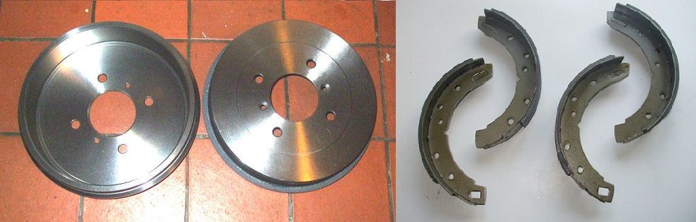 REAR BRAKE SHOES & DRUMS x2 (Triumph TR4a TR5 TR6) (1965- 76)