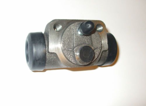 FRONT BRAKE WHEEL CYLINDER x1 (MG TC) (1945- 50) 