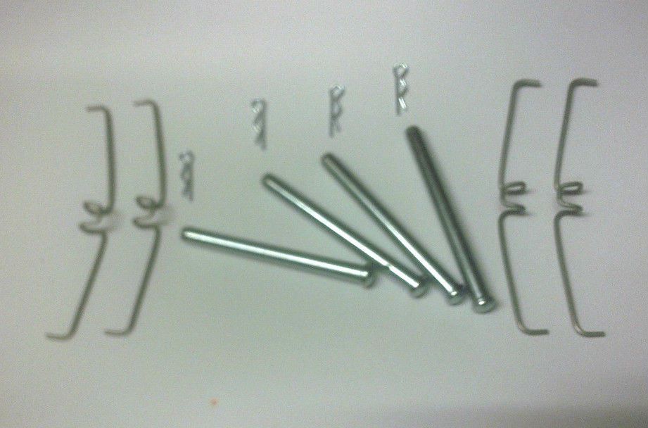 FRONT BRAKE PAD FITTING KIT - PINS & SPRINGS (Daimler Sovereign) (1966- Sep 73 Only)