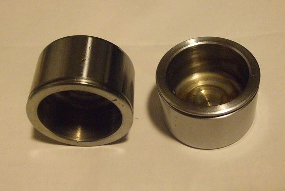 FRONT BRAKE CALIPER PISTONS x2 (Austin Healey 3000) (1959- 64)