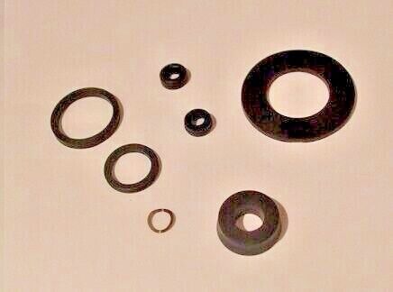 BRAKE MASTER CYLINDER REPAIR SEALS KIT (Ford Consul) (2.5, & 3.0) (1972-75)