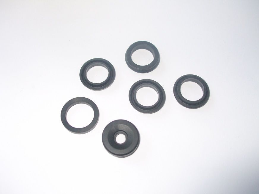 BRAKE MASTER CYLINDER REPAIR SEALS KIT (Land Rover 88 2.25d) (1977- 82) *Tandem* 