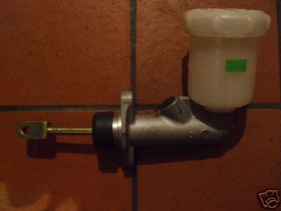 BRAKE MASTER CYLINDER (Triumph Vitesse) (**2.0 Litre Only**) (**From 1966- 71**)