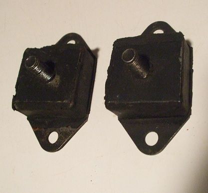 FRONT ENGINE MOUNTS x2 (Standard Triumph Herald 948 & 1200 Early) (1959-62)