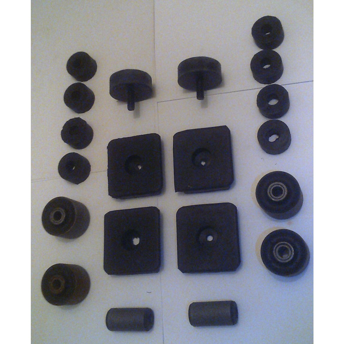 REAR SUSPENSION BUSHES MOUNTS KIT x20 (Jaguar Mk1 & Mk2, Daimler V8 250) (1955- 69)