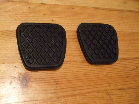 PEDAL RUBBERS x2 (MG F) (1995- 2005)