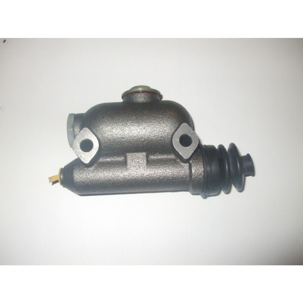 BRAKE MASTER CYLINDER (MG YB) (From 1951- 53) 