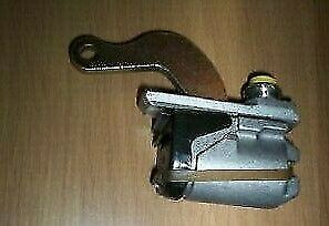 REAR BRAKE WHEEL CYLINDER x1 (MG Midget Mk1) (*Early Type Brakes*) (**1961- 63 Only**)  