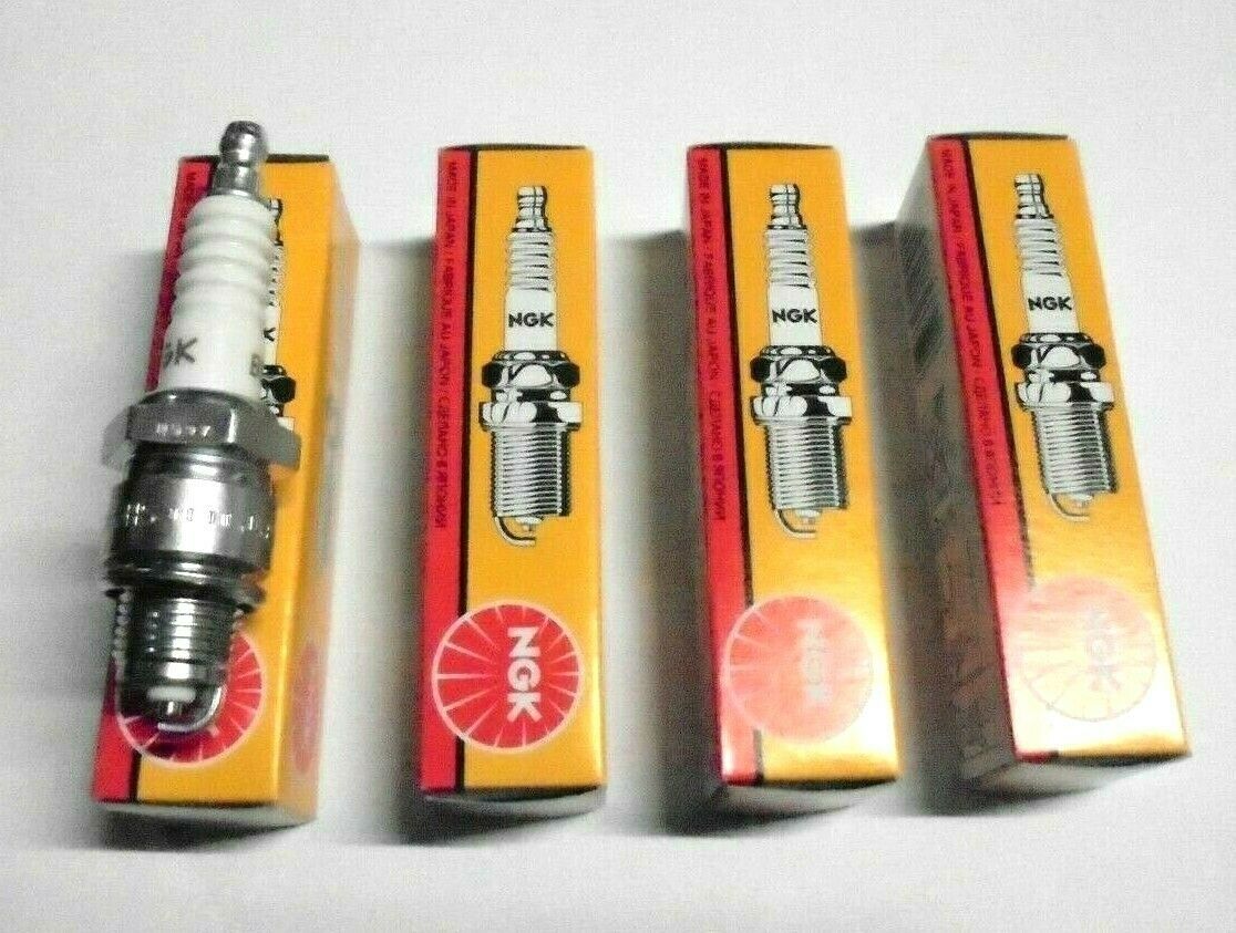 SPARK PLUGS x4 (Triumph TR2, TR3, TR4 & TR4a) (1953- 67) 