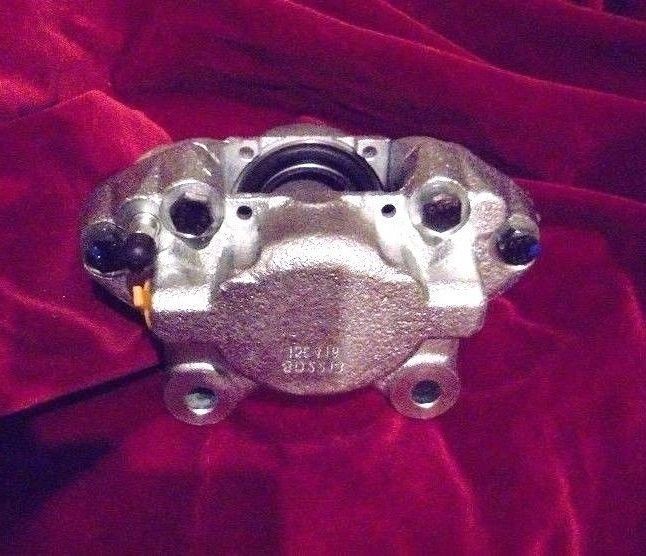 FRONT BRAKE CALIPER (RIGHT SIDE) x1 (Jensen Healey & GT) (1972- 76)