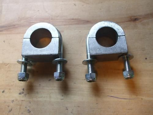 ALLOY SOLID STEERING RACK MOUNTS x2 (Triumph Spitfire & GT6) (1962- 80)