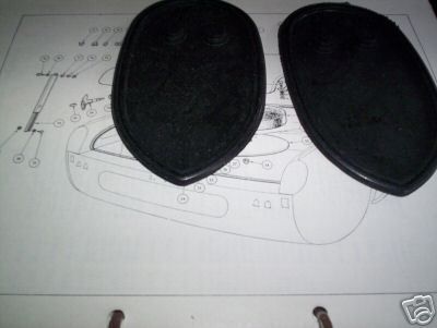 REAR LIGHT GASKET RUBBER SEALS x2 (Triumph Spitfire & GT6) (1962- 70)   