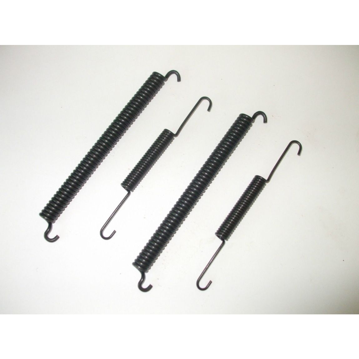 REAR BRAKE SHOE SPRINGS x4 (MG YB) (From 1951- 53) 