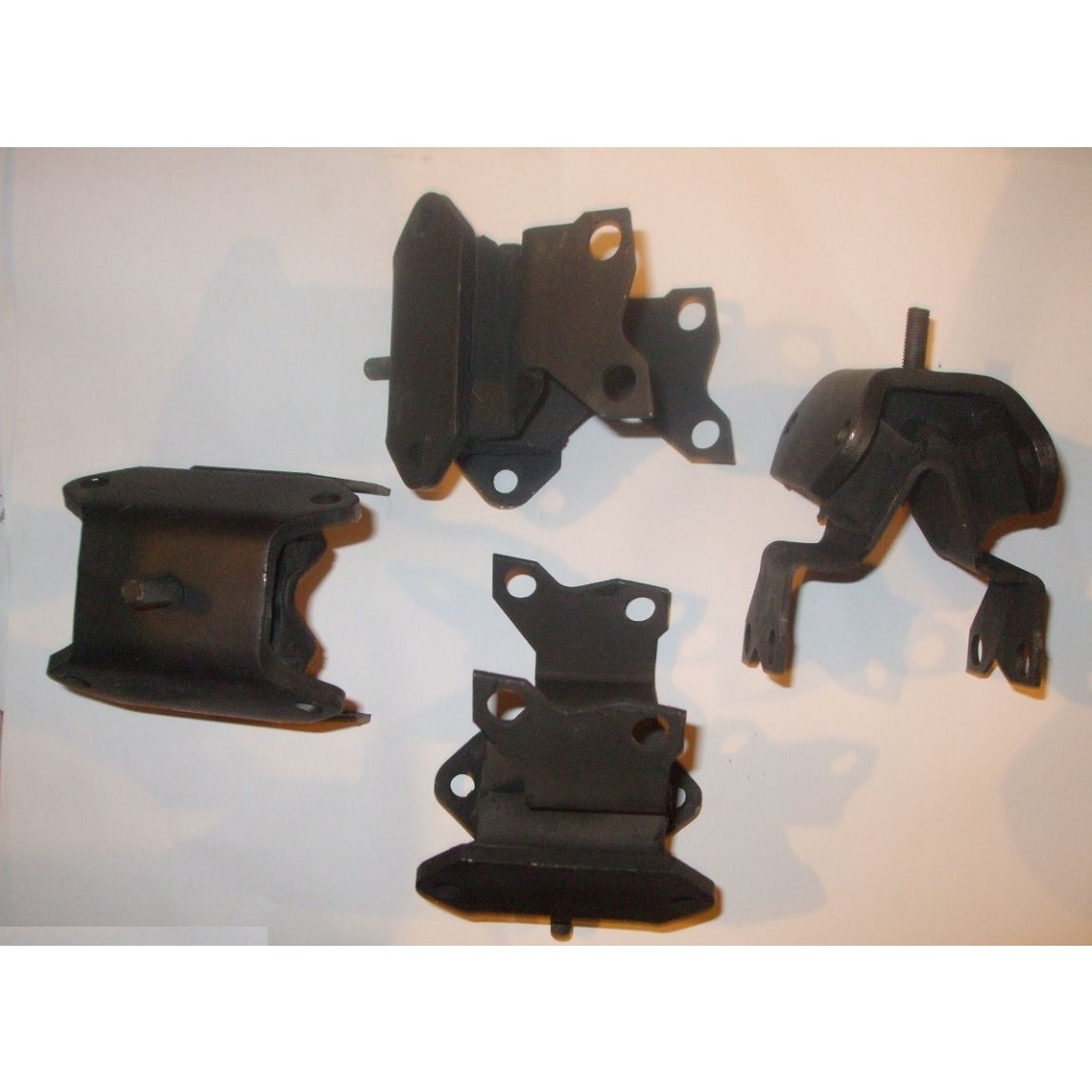 REAR SUBFRAME (CRADLE MOUNTS) x4 (Jaguar XJ6 & XJ12) (1968- 94) 